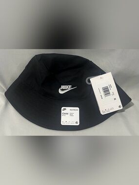 Nike Black Apex Bucket Hat with White Swoosh